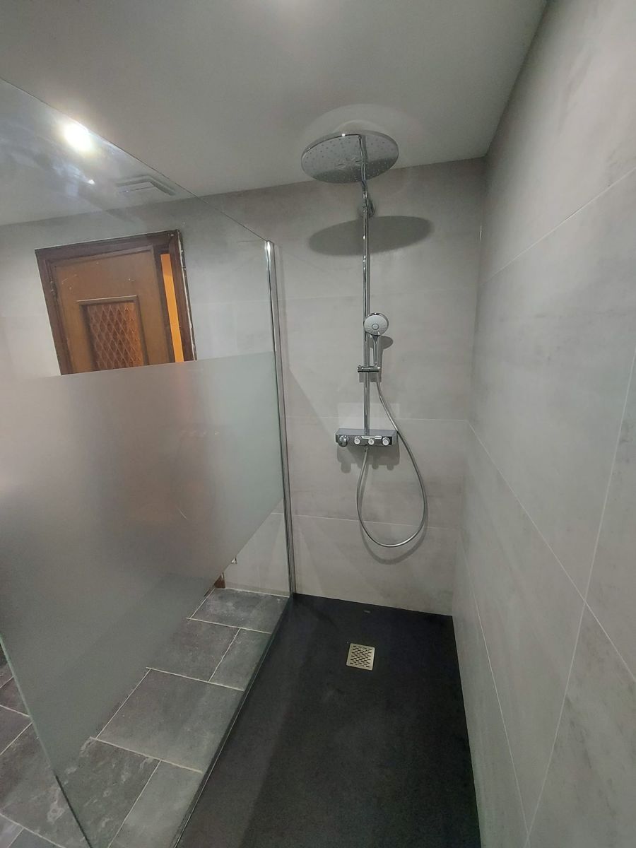 Douche avec verre dépoli